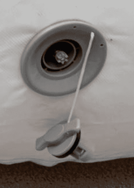 Détails d'une valve 1/4 de tour nécessaire pour le gonflage d'un abri gonflable air captif. Détails d'une valve 1/4 de tour nécessaire pour le gonflage d'un abri gonflable air captif.