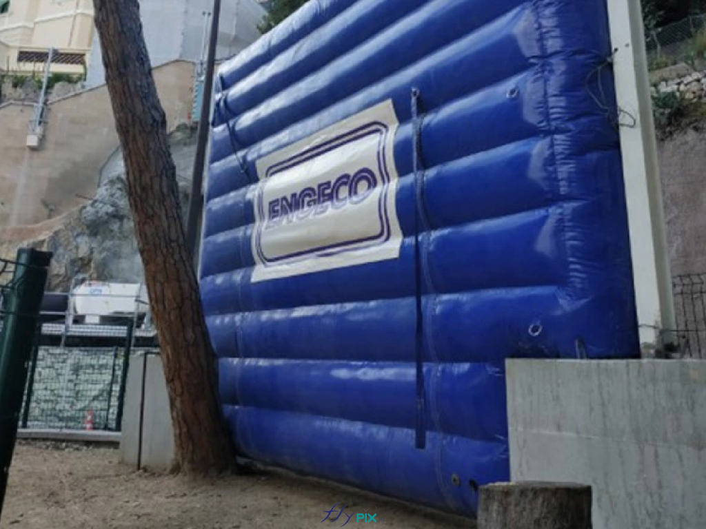 Grand Paris Express : réduction du bruit de chantier grâce à des murs gonflables acoustiques.