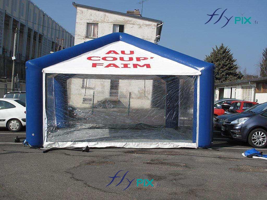 Les tentes gonflables et abris gonflables à air captif en enveloppe PVC constituent aujourd’hui une solution incontournable pour l’accueil du public. Elles combinent rapidité, efficacité, sécurité, rentabilité et impact visuel, tout en répondant aux enjeux contemporains de flexibilité et de performance. Les tentes gonflables et abris gonflables à air captif en enveloppe PVC constituent aujourd’hui une solution incontournable pour l’accueil du public. Elles combinent rapidité, efficacité, sécurité, rentabilité et impact visuel, tout en répondant aux enjeux contemporains de flexibilité et de performance.